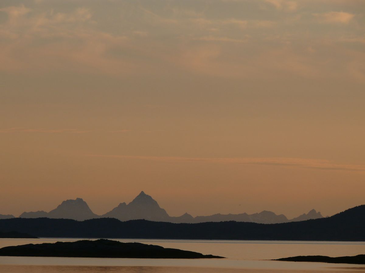 Sommarsetvika Bogøy route 835