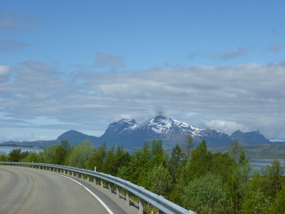 Sommarsetvika Bogøy route 835