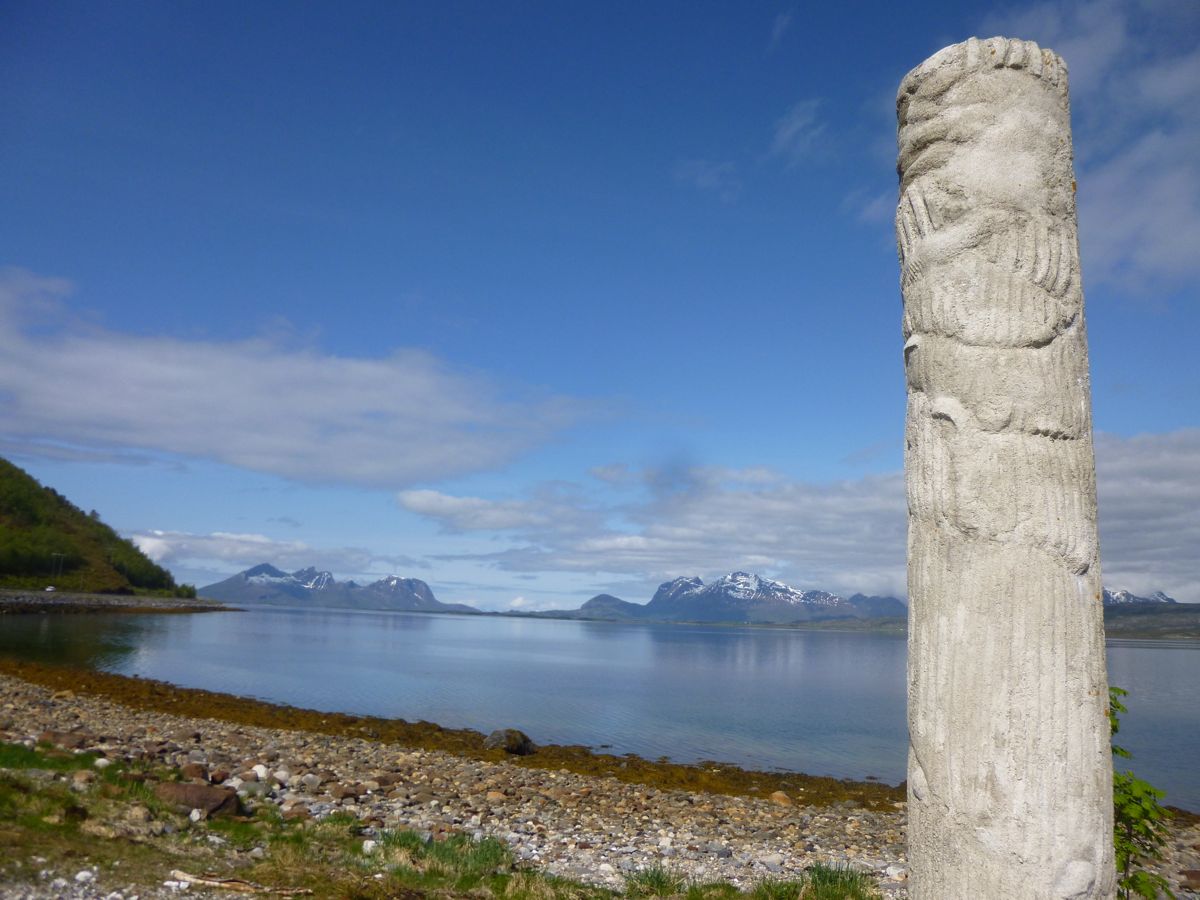 Sommarsetvika Bogøy route 835