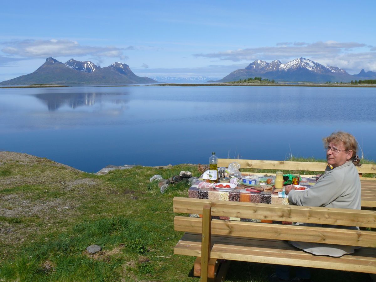 Sommarsetvika Bogøy route 835